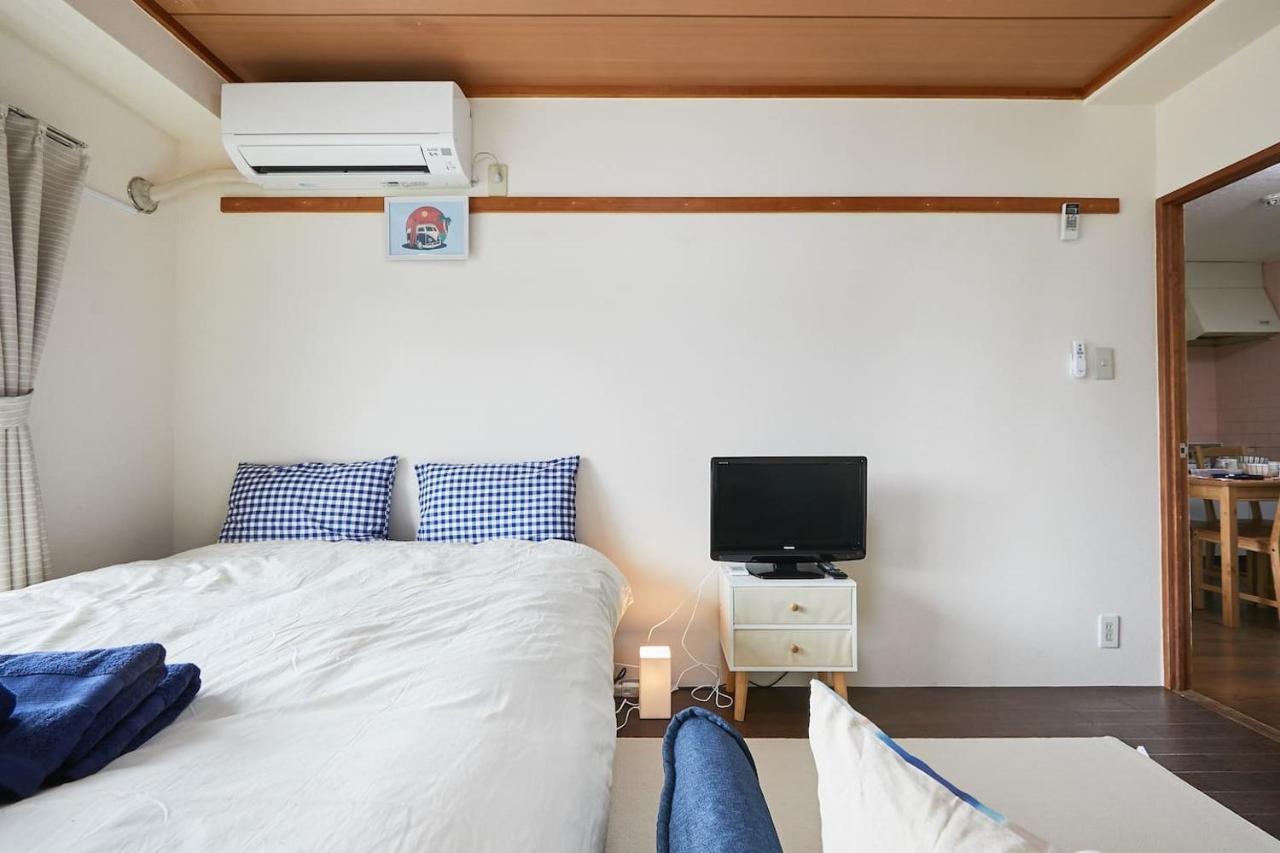 Sun White Gyoutoku 303 Apartment Tokyo