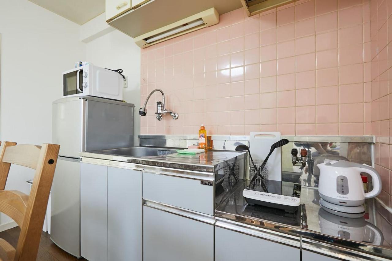 Apartment Sun White Gyoutoku 303